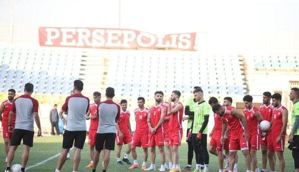 تیم پرسپولیس و تراکتور