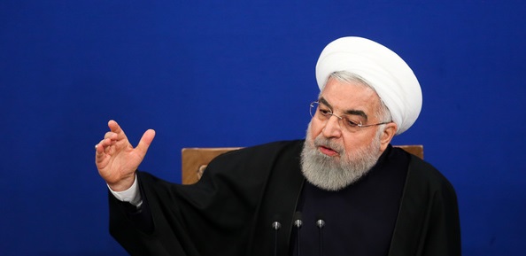 روحانی: اگر منابع در اختیار بانک مرکزی قرار بگیرد، فردا صبح قیمت دلار از ۲۵ به ۱۵ هزار تومان می‌رسد