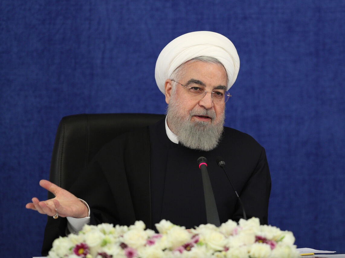 روحانی: سفر به شهرهای قرمز و نارنجی ممنوع است؛ کسی برای سفر به این شهرها برنامه‌ریزی نکند