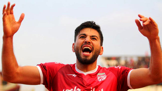 ایمان سلیمی پرسپولیسی می‌شود؟