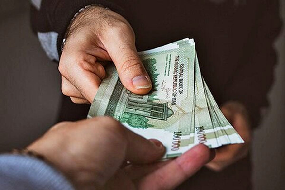 نماینده مجلس : ۱۰ میلیون خانوار زیر خط فقر داریم