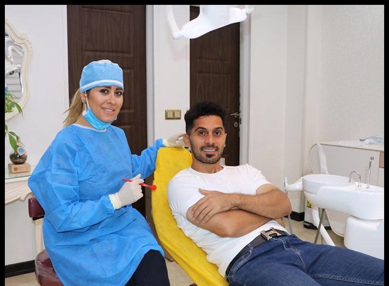 این خانم دکتر زیبا همسر ستاره پرسپولیس است/عکس