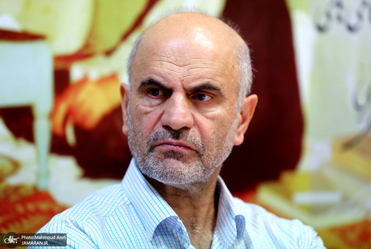 فرشاد مومنی خبر داد: تعداد خانوارهای زیر خط فقر به 10 میلیون رسید