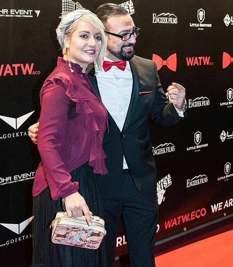 مهناز افشار در آغوش مرد خارجی/عکس