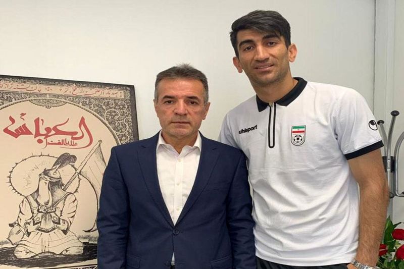 نقش عجیب یک مدیر در بسته شدن عجیب پنجره پرسپولیس