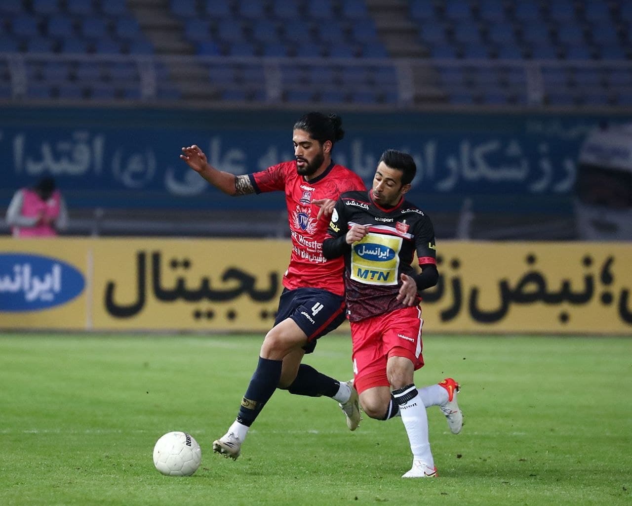 دلیل اقدام عجیب سرمربی استقلال مقابل پرسپولیس چه بود ؟!