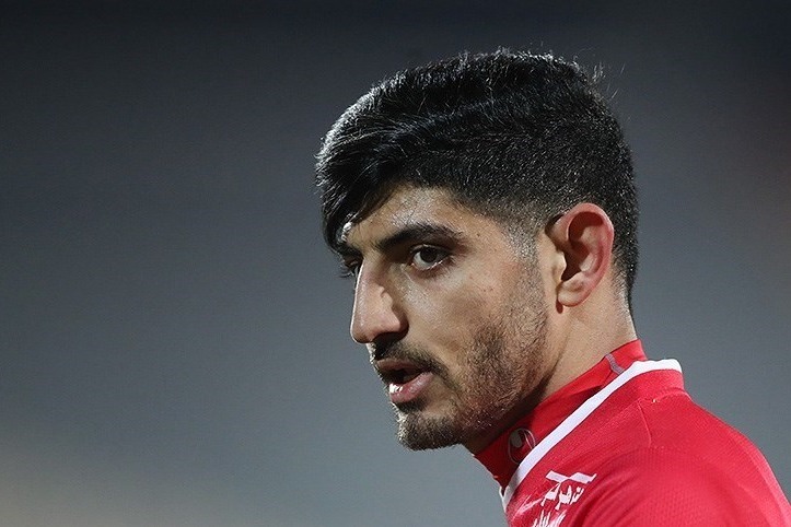 ستاره ملی پوش به یحیی چراغ سبز نشان داد ؛ قرارداد با پرسپولیس امضا می شود ؟!