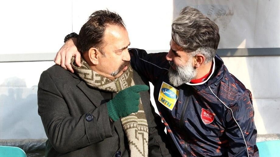 این پرسپولیسی تاوان انتقادهای شدید از دروازه‌بان پرسپولیس را با بلاک شدن داد
