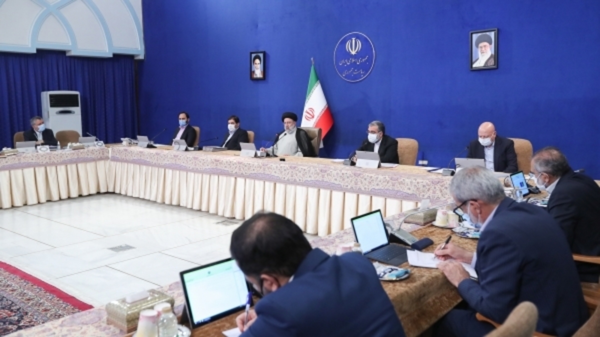 رئیسی خطاب به دستگاه‌های اجرایی: در تعطیلات نوروزی نباید وقفه‌ای در کارهای ضروری مردم ایجاد شود