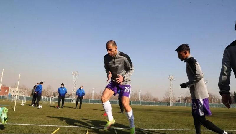 یک مهاجم جذاب در راه پرسپولیس ؛ آقای لژیونر سرخپوش می شود ؟!