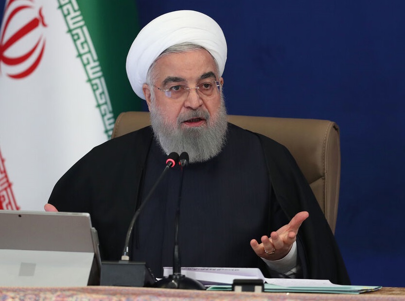 روحانی: می خواهیم تحریم‌ها را برداریم اما برخی گریه و زاری می کنند / مرثیه خوانی برای زندگی مردم با روضه خوانی برای تحریم قابل جمع نیست / چرا از مذاکرات وین ناراحتید؟