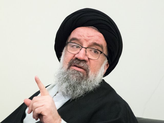 احمد خاتمی: برخی می‌گویند انتخابات مهندسی شده و فرد مورد نظر از قبل انتخاب شده؛ من به عنوان عضو شورای نگهبان می‌گویم این حرف دروغ است