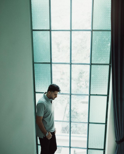 حال و هوای این روزهای مجری جنجالی + عکس علی ضیا