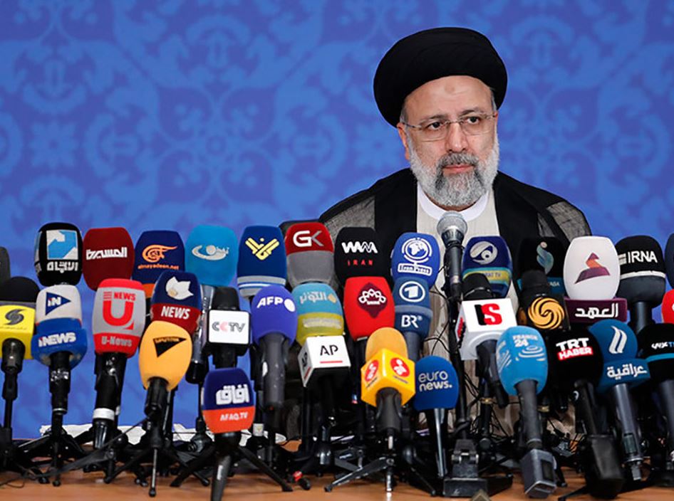 دولت رئیسی می‌گوید اولویت سیاست خارجی‌ اش همسایگان ایران هستند؛ با این راهبرد، تعامل ایران با غرب چگونه خواهد بود؟