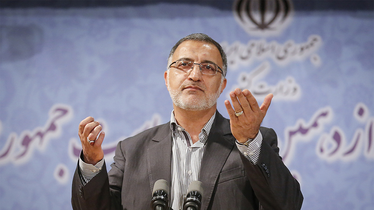 زاکانی بدون حکم تهران را اداره می‌کند!