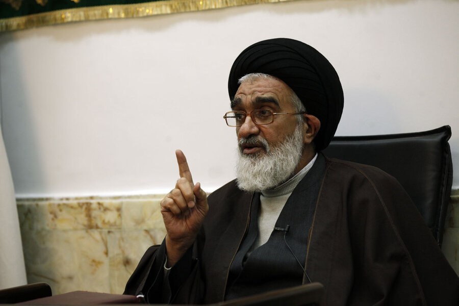 سعیدی، امام جمعه قم: افراد هم‌جنس واکسن‌ها را تزریق کنند / اگر اضطرار هم شد، فیلم‌برداری و پخش نشود