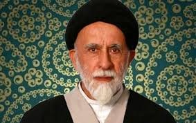 در ۱۰۰ روز نمی‌تواند اتفاقی بیفتد که مردم راضی باشند/ انتصابات فامیلی به ضرر رئیسی است