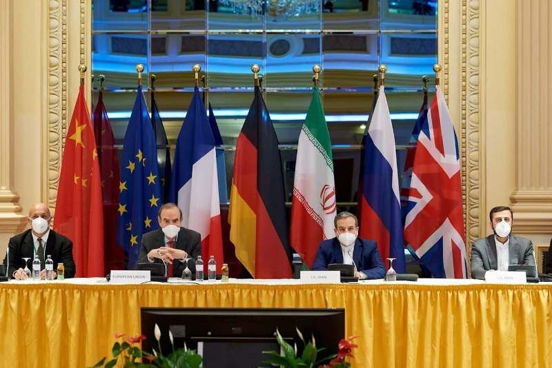 ایران از برجام عبور می کند