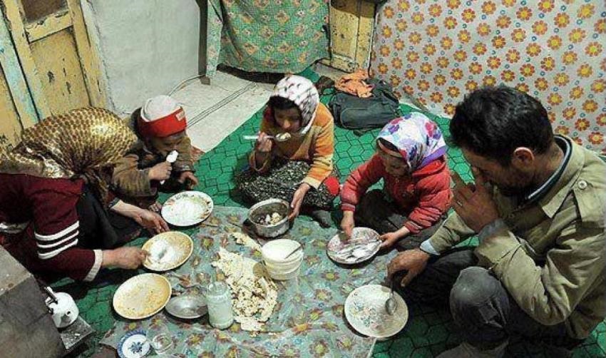 سفره‌های خالی