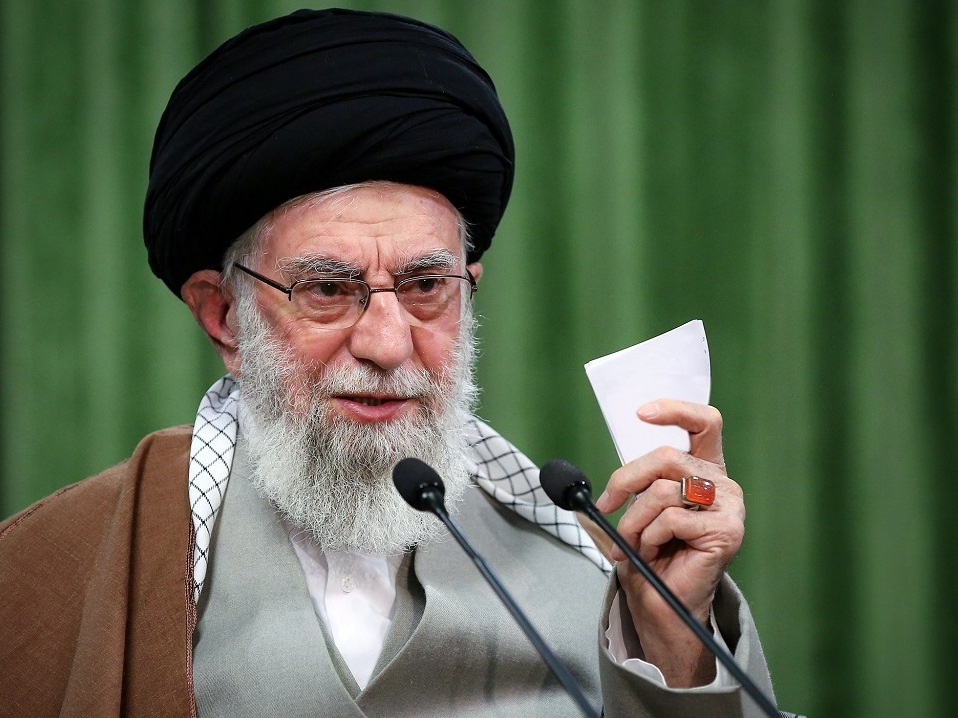 مقام معظم رهبری: تنازع‌های امروز کشور غالبا برخاسته از بی تقوایی است/ سیاست‌های جدید کشور نشان داد با وجود تحریم هم می‌شود پیشرفت کرد؛ البته به‌هیچ‌وجه نمی‌گویم دنبال رفع تحریم نباشید