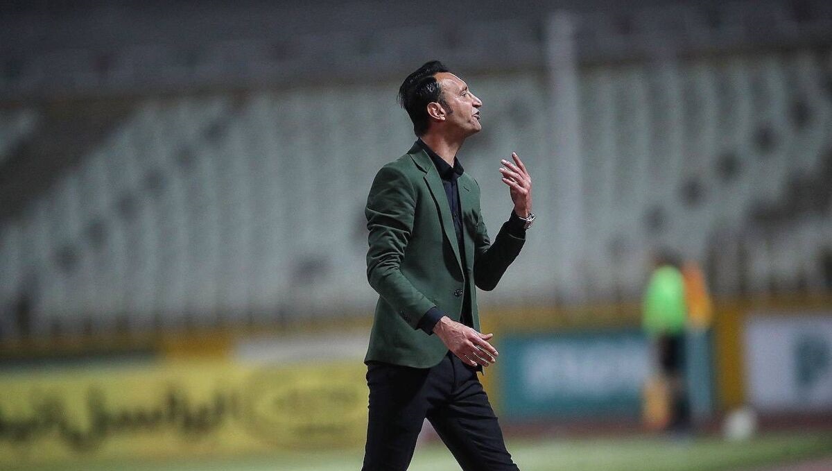 طعنه سنگین رضا عنایتی به مربی پرسپولیس