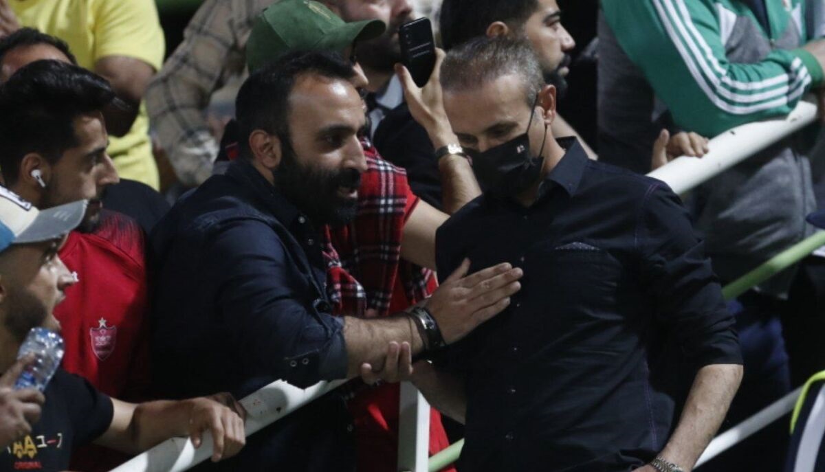 اقدام عجیب و غریب یحیی گل محمدی پس از پایان دیدار پرسپولیس - هوادار