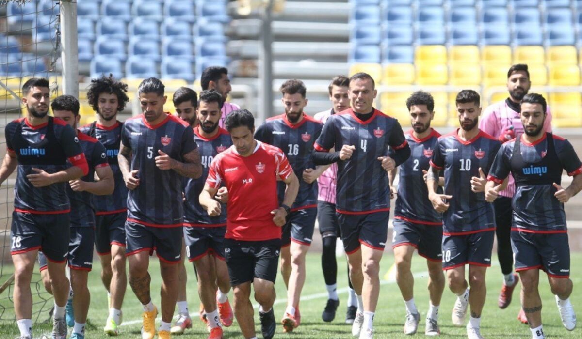 دو ستاره پرسپولیس در لیست سیاه یحیی گل محمدی ؛ خروج قطعی شد