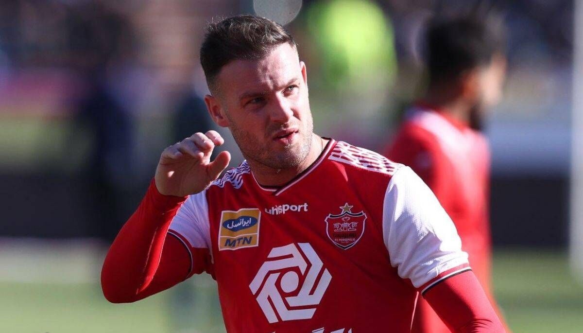 هر دقیقه بازی این ستاره در پرسپولیس : ۱۱۰ میلیون تومان!