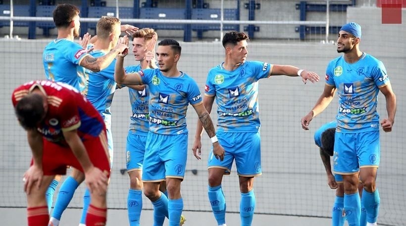 شهاب زاهدی به پرسپولیس نزدیک شد