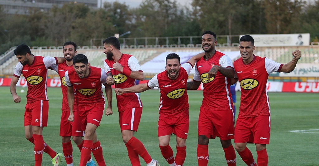 نصف پول لوکادیا را بدهید تا پرسپولیسی شوم!