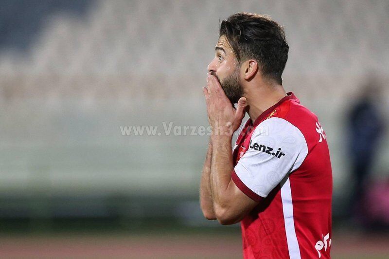 ستاره پرسپولیس بازی با فولاد را از دست داد