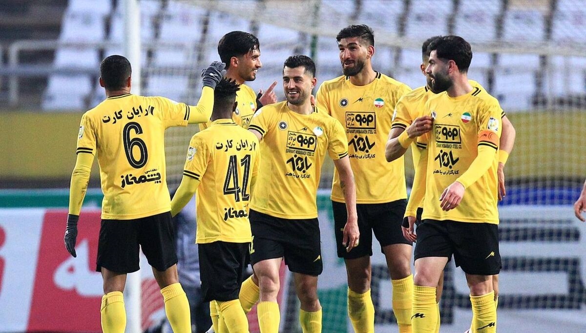 مشتری جدید گزینه استقلال و پرسپولیس