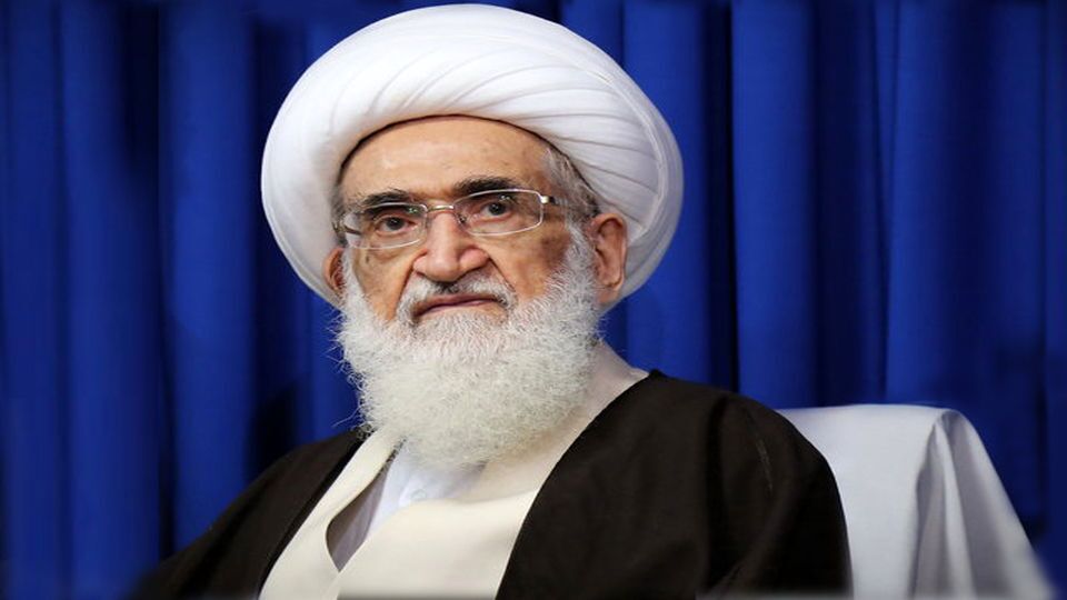 در هر جامعه‌ای ظلم، فقر و جهل باشد، سقوط می‌کند