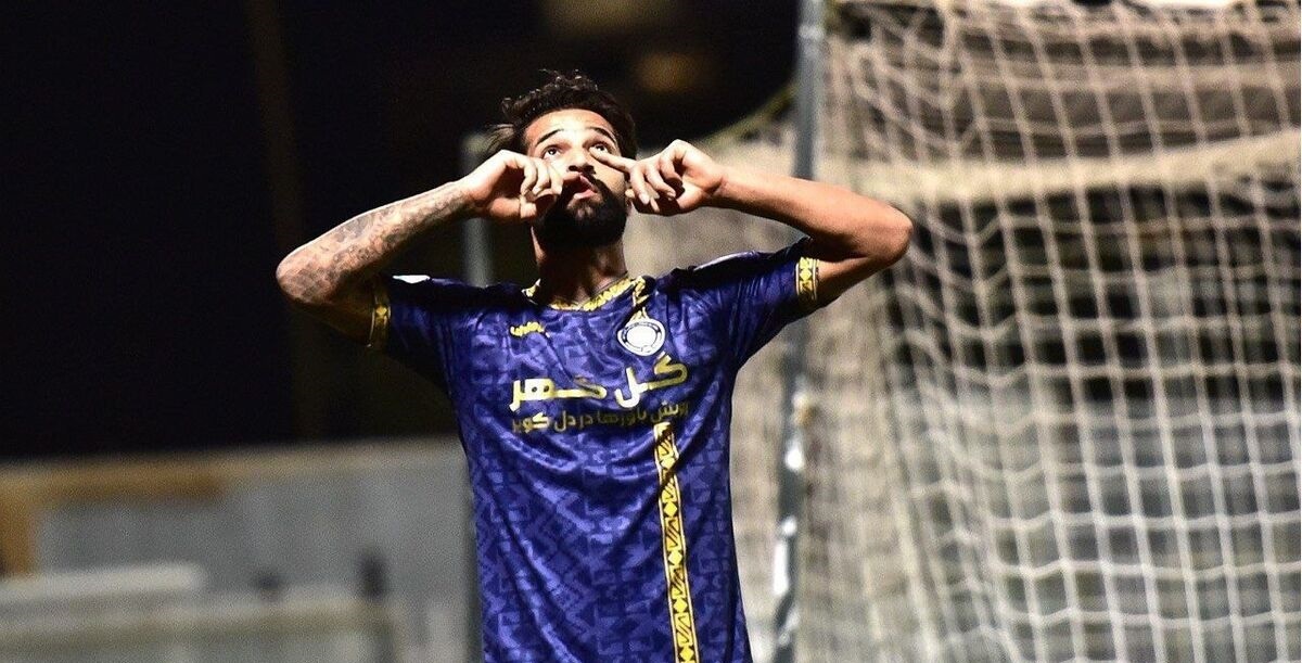 سلاح آماده قلعه نویی علیه استقلال و ساپینتو