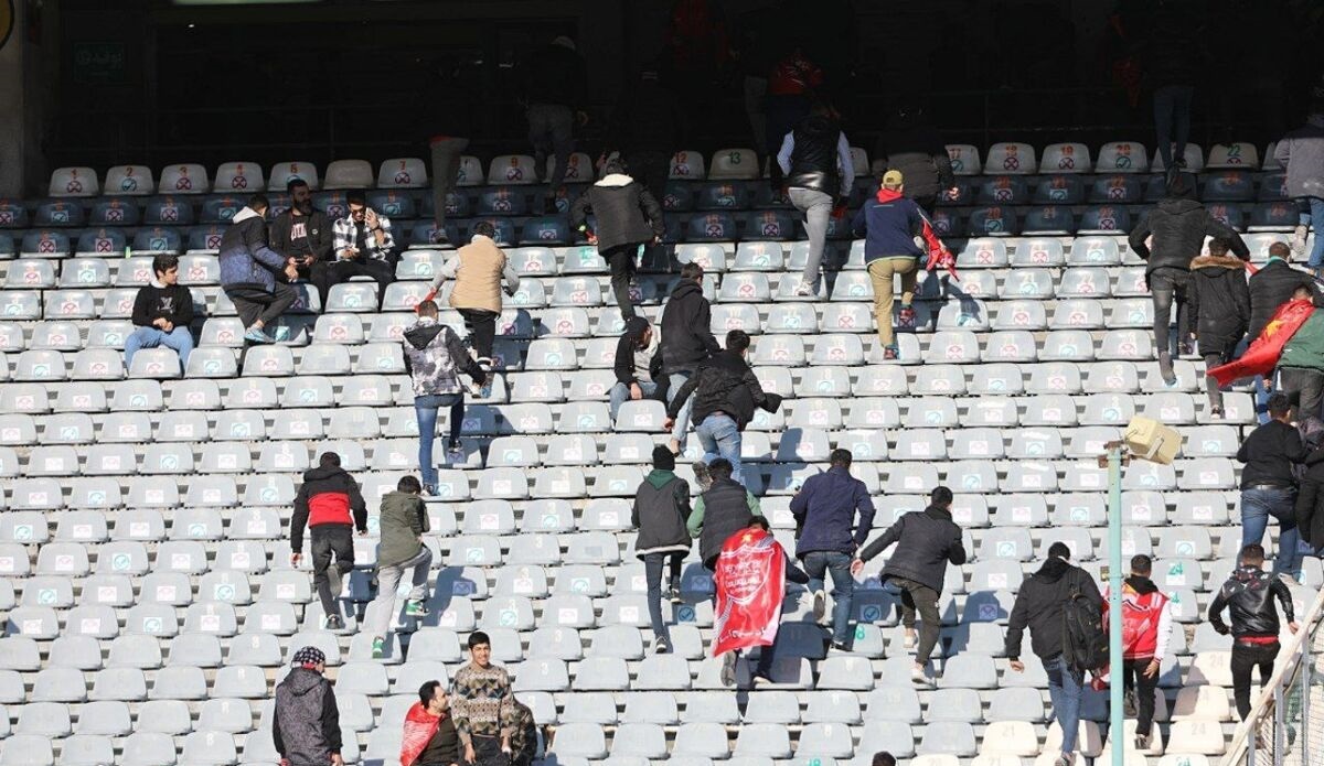 شرایط نامناسب ورزشگاه آزادی علیه پرسپولیس