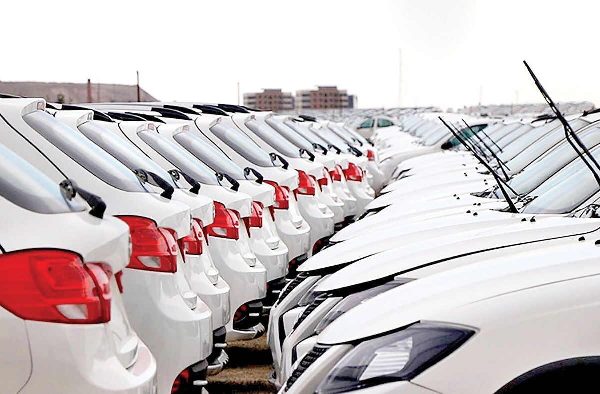 فرش قرمز براي دلالان خودرو