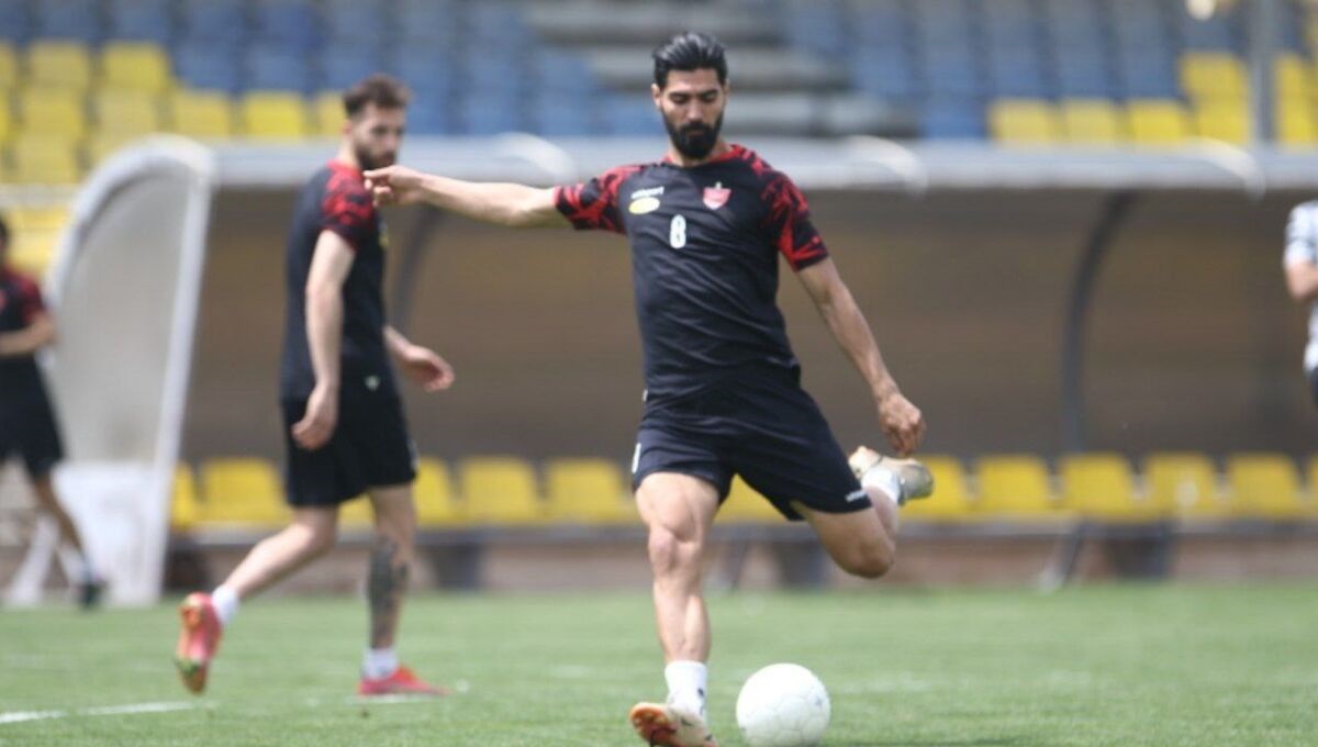 رضا اسدی منتظر پرسپولیس است ؟