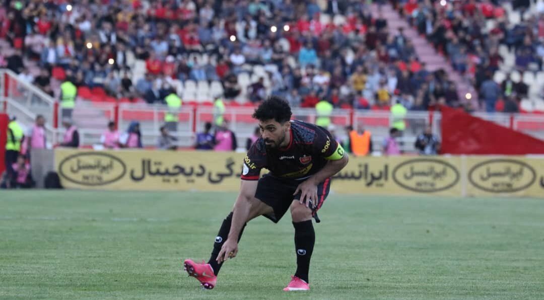 اقدام عجیب کاپیتان پرسپولیس و جنجالی که به پا شد