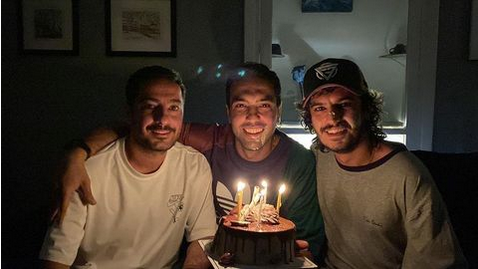 سورپرایز نوید محمدزاده برای بازیگر جوان سینما/عکس سورپرایز نوید محمدزاده برای بازیگر جوان سینما/عکس