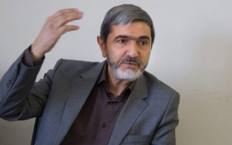 دولت از مدیران بی‌تجربه و خیال‌پرداز استفاده می‌کند