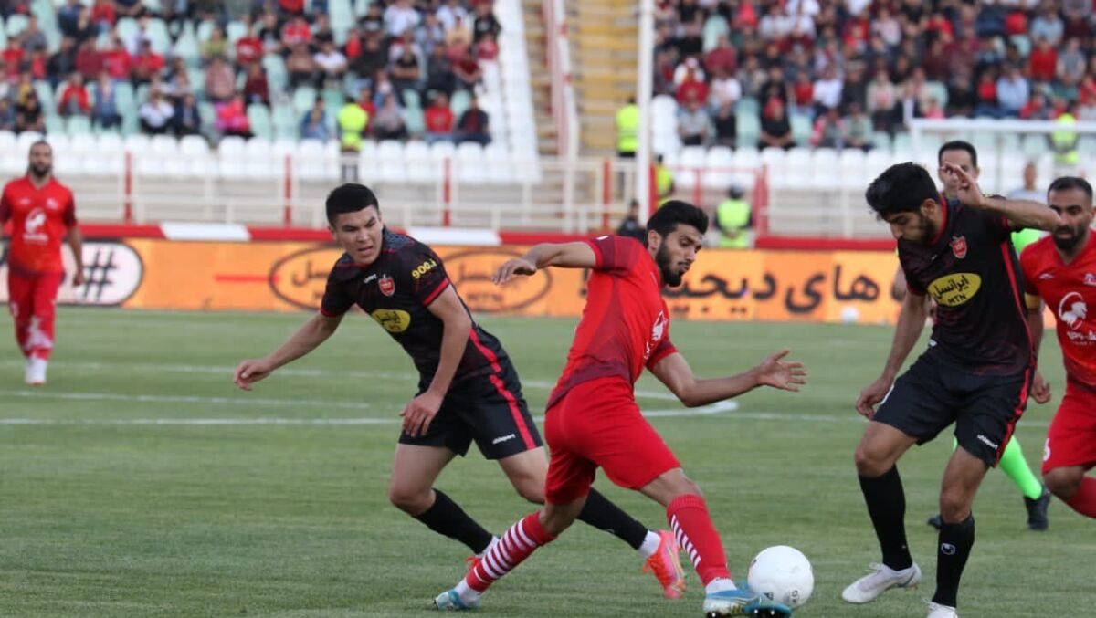 ادعای جالب مهاجم خارجی پرسپولیس ؛ او ماندنی است ؟