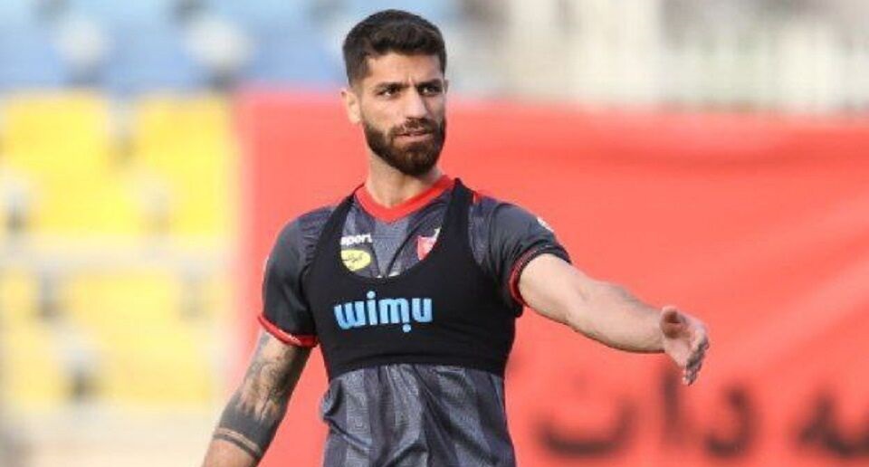 اقدام ستاره پرسپولیس برای ماندن یا رفتن به سبک شجاع خلیل‌زاده و کنعانی‌زادگان
