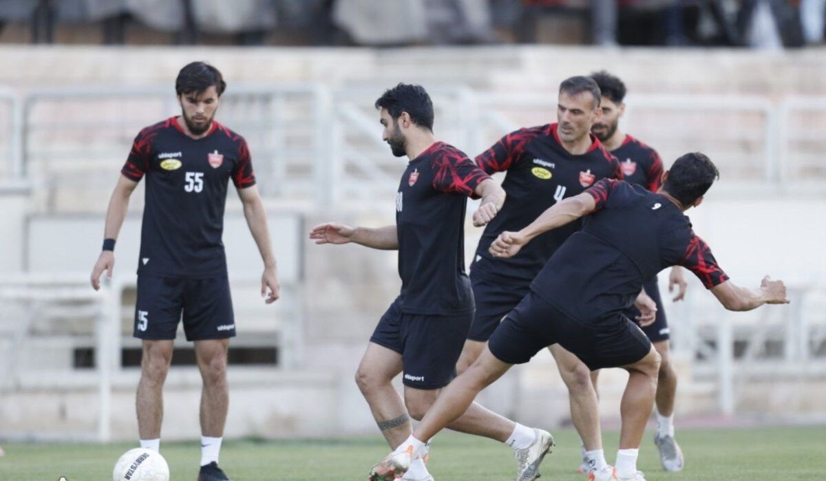 پرسپولیس برای بازی با شهرخودرو استارت زد