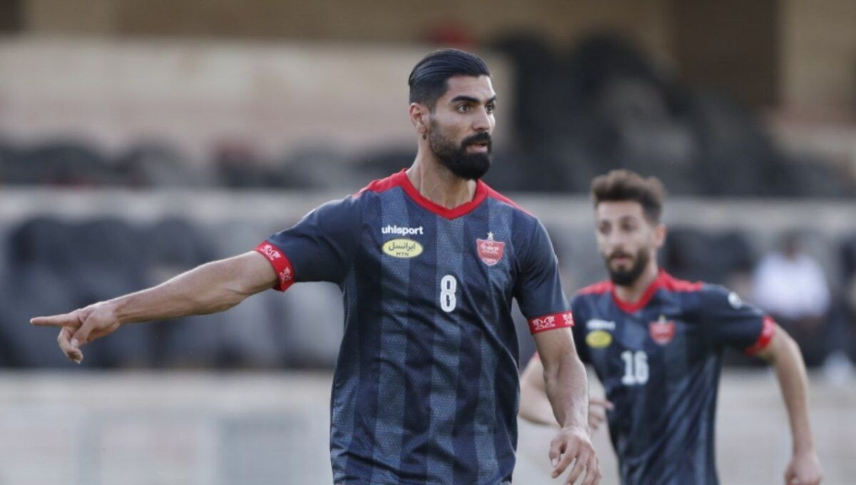هافبک جنجالی پرسپولیس بر سر دوراهی ؛ یحیی او را نمی خواهد ؟