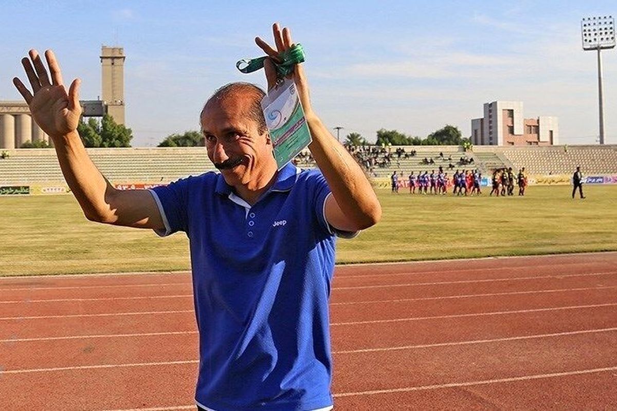 کارشناس فوتبال فاش کرد : استقلال بهتر است یا سپاهان و پرسپولیس ؟