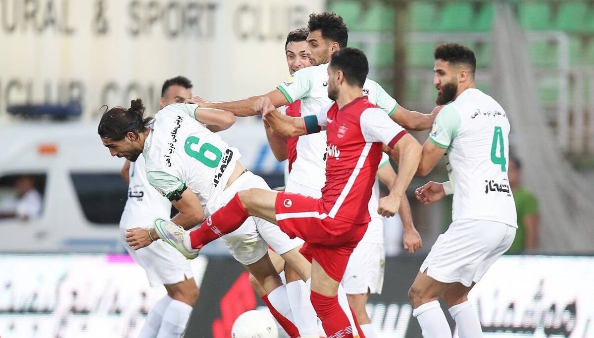 سود بزرگ پرسپولیس از داوری دیدار با ذوب آهن ؟