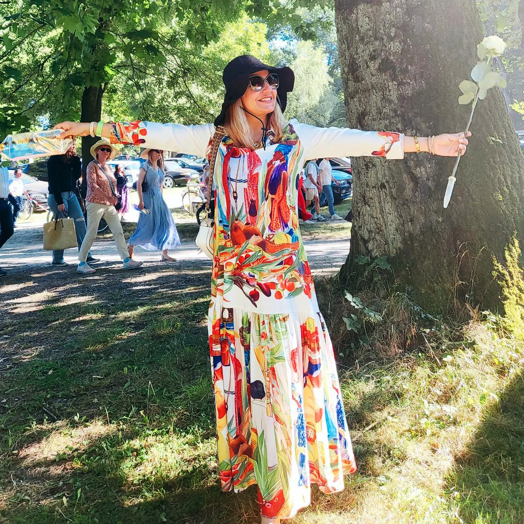 استایل کابویی مهناز افشار در خیابان‌های آلمان/عکس