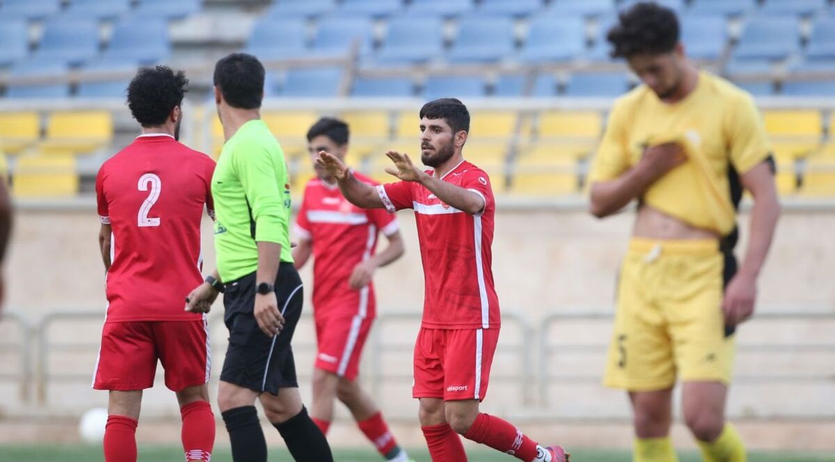 پرسپولیس زیر و رو می شود ؟ یحیی در اراک با چند مهاجم بازی می‌کند
