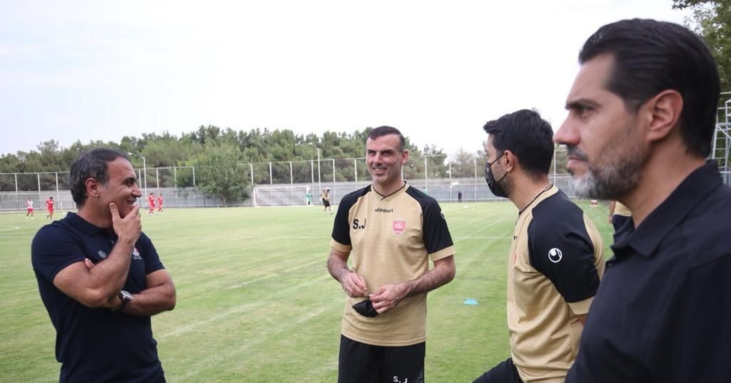 یک پرسپولیسی در آستانه جدایی یک پرسپولیسی در آستانه جدایی