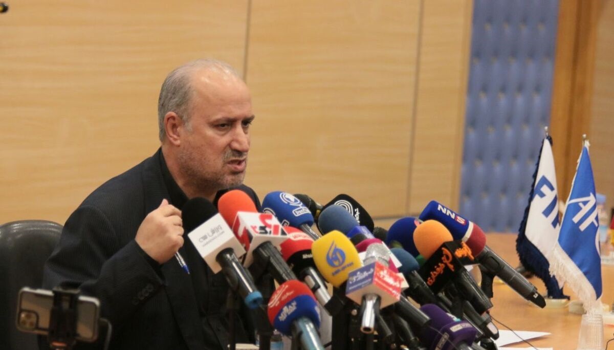 مهدی تاج چه کسی را انتخاب می‌کند؟